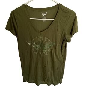 Wonder woman Olive Green Graphic Print T-shirt Medium